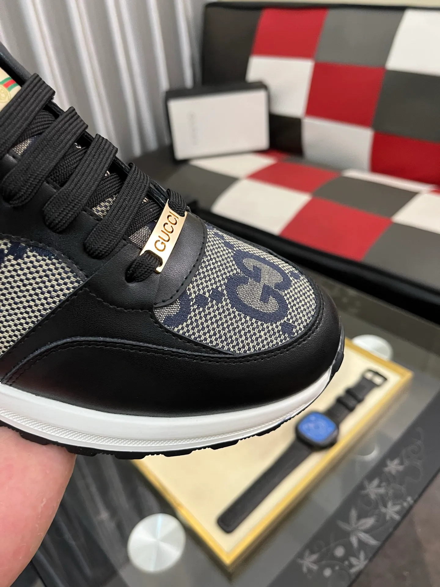 Men's shoes💰420⌚️⌚️[GUCCI] Gucci men's casual shoes are absolutely popular🔥The ultimate matching item for trendy men! The charm of super texture is irresistible, the main recommendation, the flower leather color is bright! The upper is made of high-quality cowhide + breathable fabric, sheepskin feet, wear-resistant rubber sole, noble and elegant! Extremely comfortable🎁🎁You can be as handsome as you want💪 38-442️⃣colors available